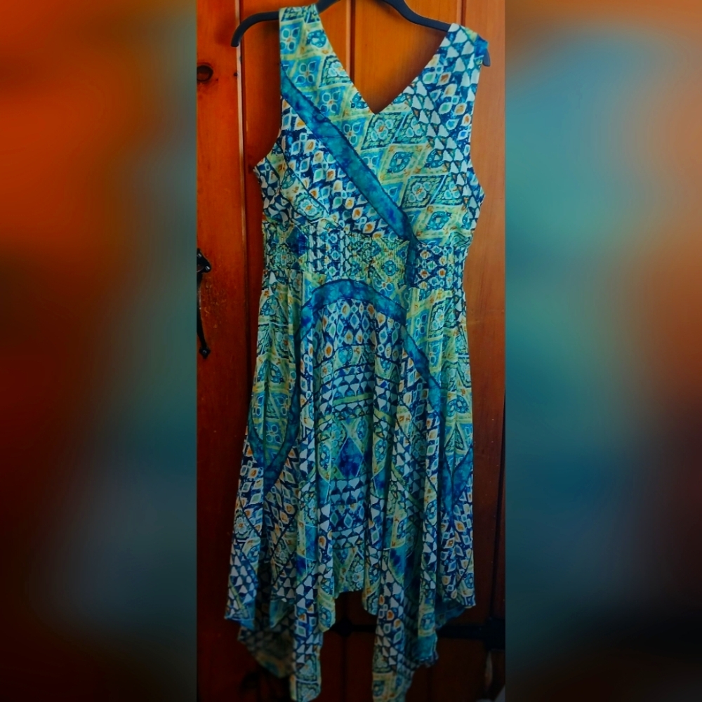 Women's dress v neck